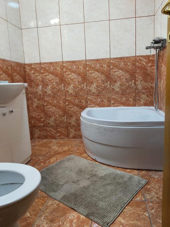 Avrig-Ferdinand Studio Bukurešť Exteriér fotografie